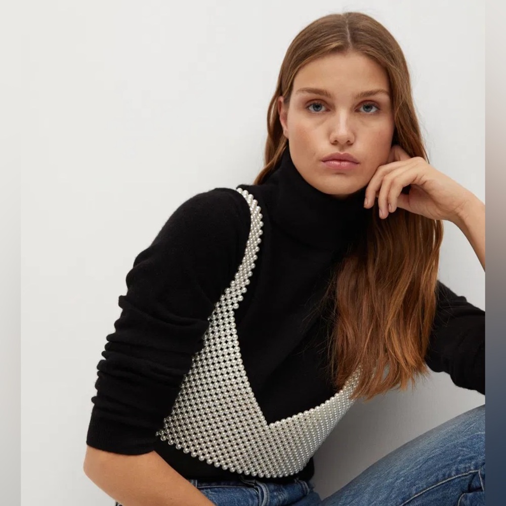 NWOT Mangofaux pearl top